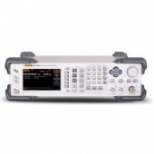 DSG3030 — генератор высокочастотный